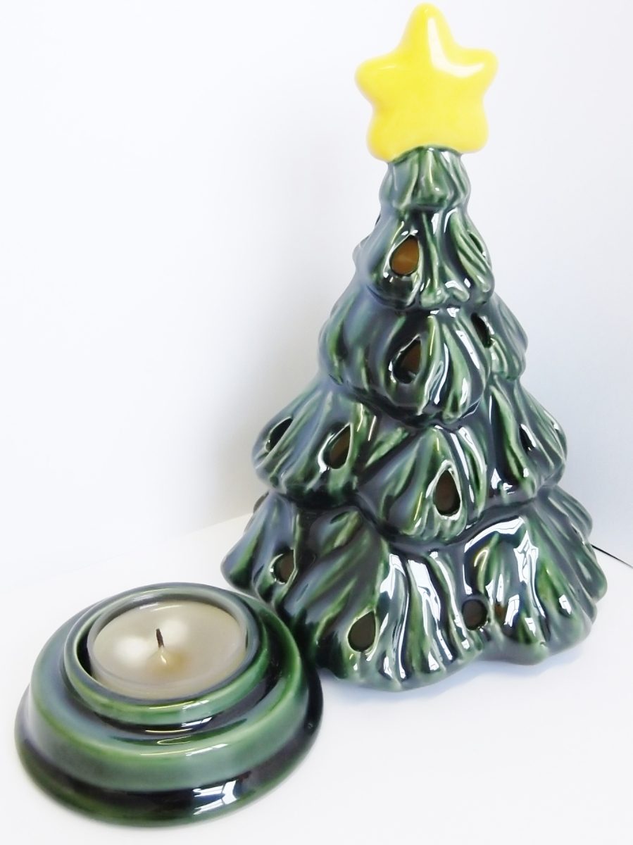 Christmas Tree Lantern with tealight (not included)