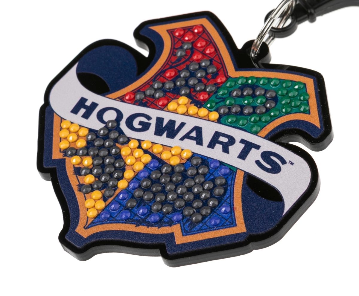 CABC-HPS002 Hogwarts Crystal Art Bag Charm Kit Harry Potter Finished Closeup