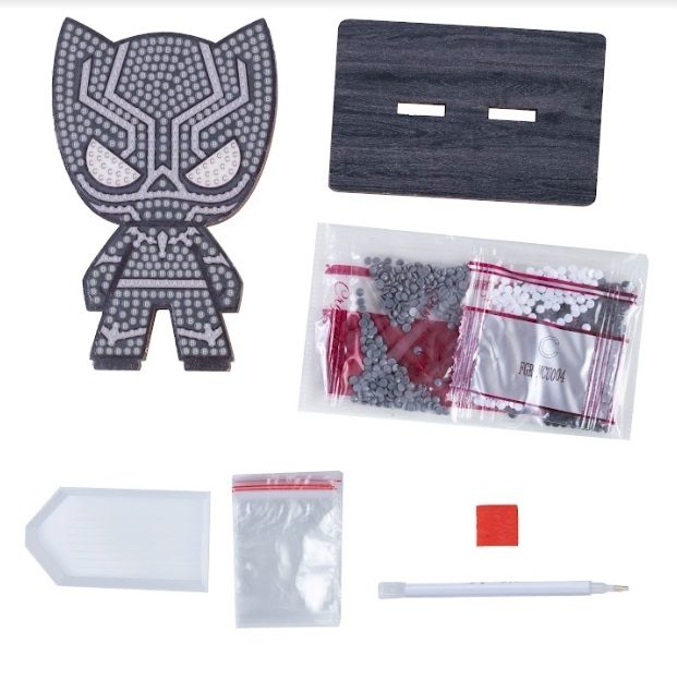 Black Panther- Marvel Crystal Art Buddy Kit 11x8cm approx
