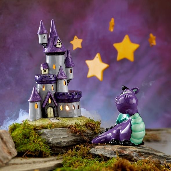 Light Up castle and dragon purple
