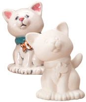 CAT COLLECTIBLE 3.5" h