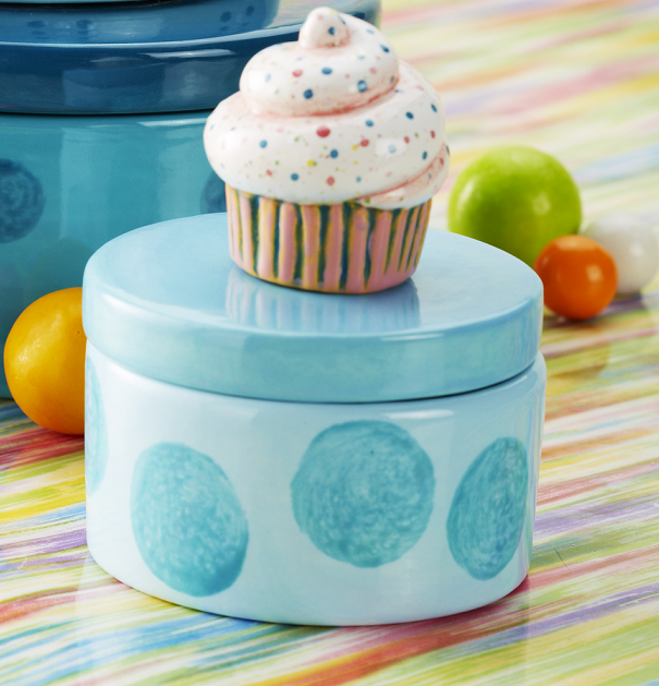Round Box with Cupcake Tiny Topper