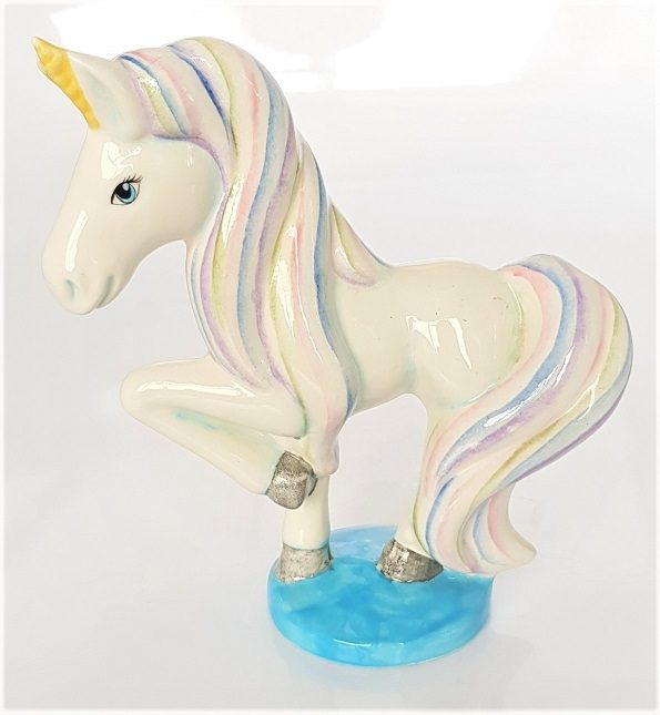 7055 Unicorn Figurine