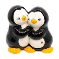 Penguin Huggable - 15.9 x 16.5 cm