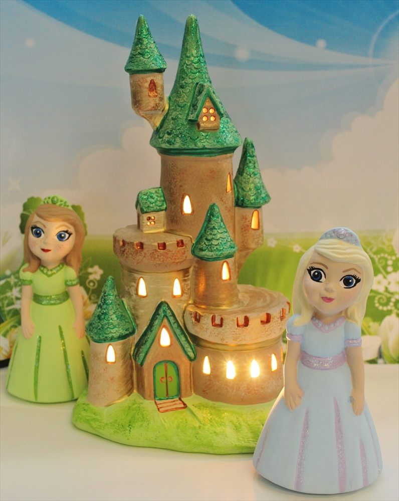 Light Up Castle with Young Princess Party Animal