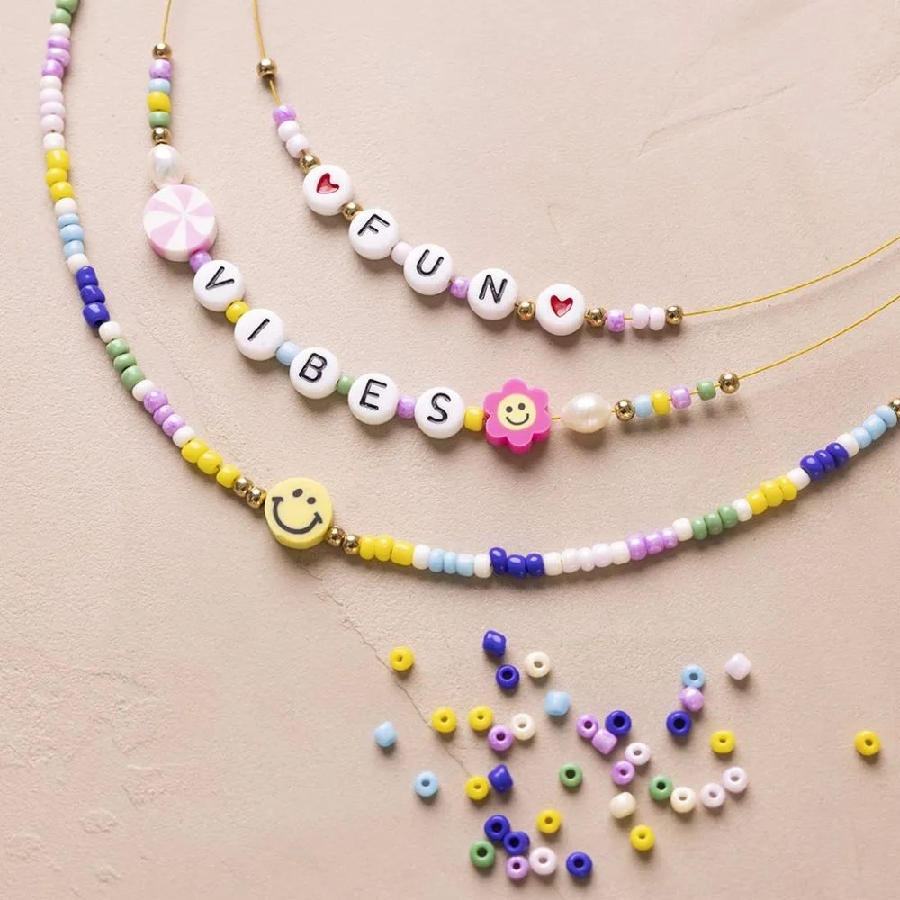 CH977617 Mini Craft Mix Jewellery Necklaces Example